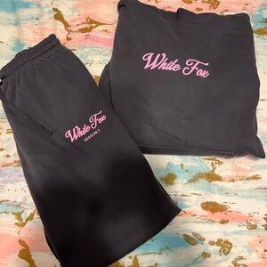 Grey White Fox Sweatset Size S